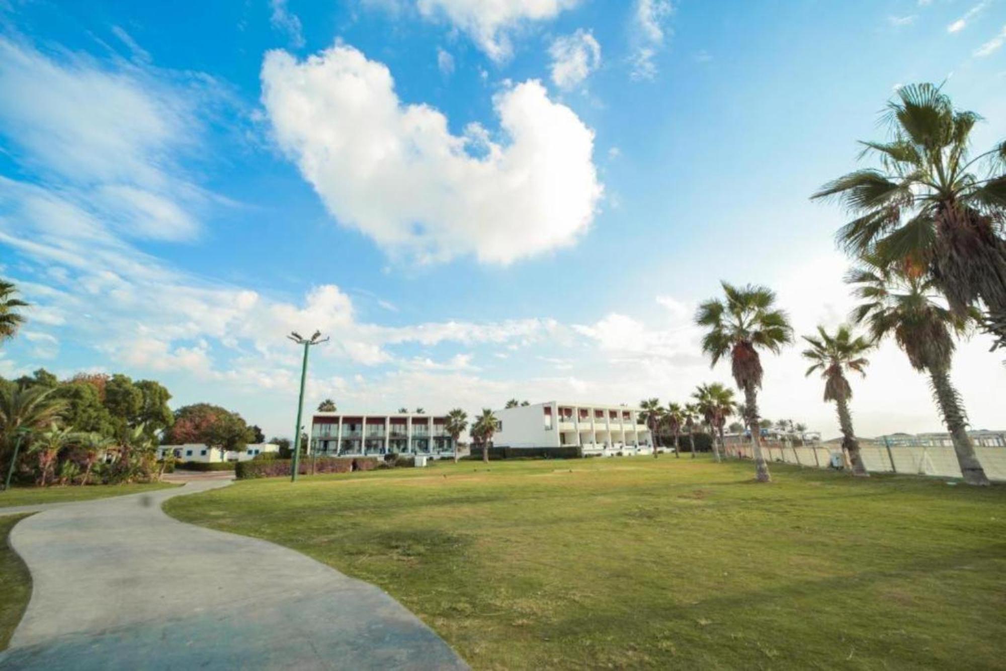 Nachsholim Kibbutz Country Lodging نخولين المظهر الخارجي الصورة