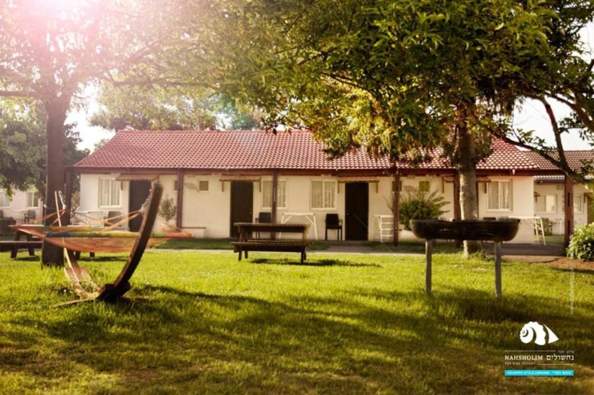 Nachsholim Kibbutz Country Lodging نخولين المظهر الخارجي الصورة